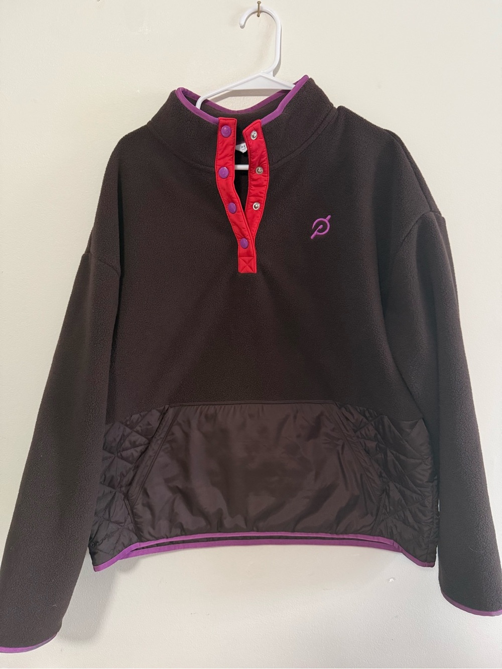 Peloton Women’s Fleece Pullover – Size Large